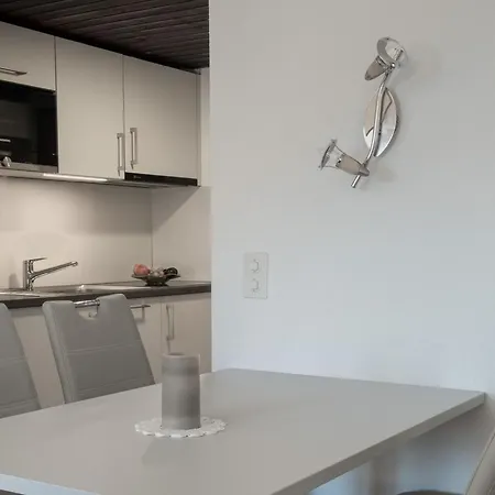 Zurschmitten 12 1- Ug Sued Appartement-fewo- Dusche- Wc By Interhome Appartamento